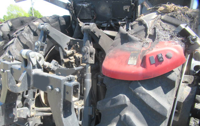 2007 CASE IH 305 Magnum Tractor - Image 5