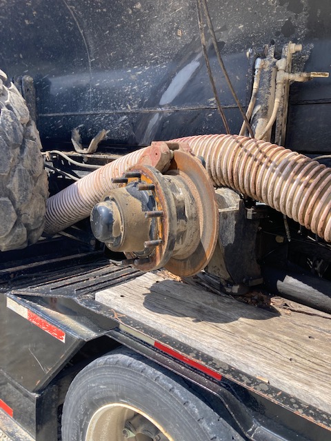 2008 Balzer 8500 Manure Spreader - Image 15