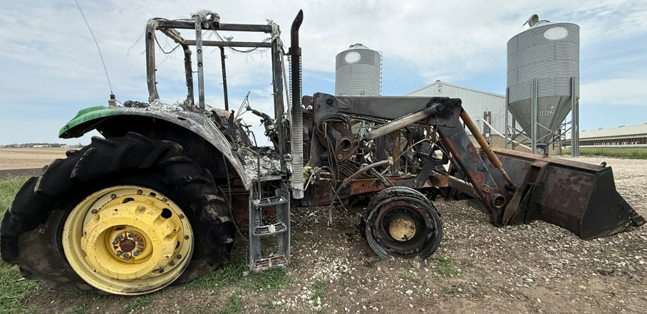2008 John Deere 7330 Tractor