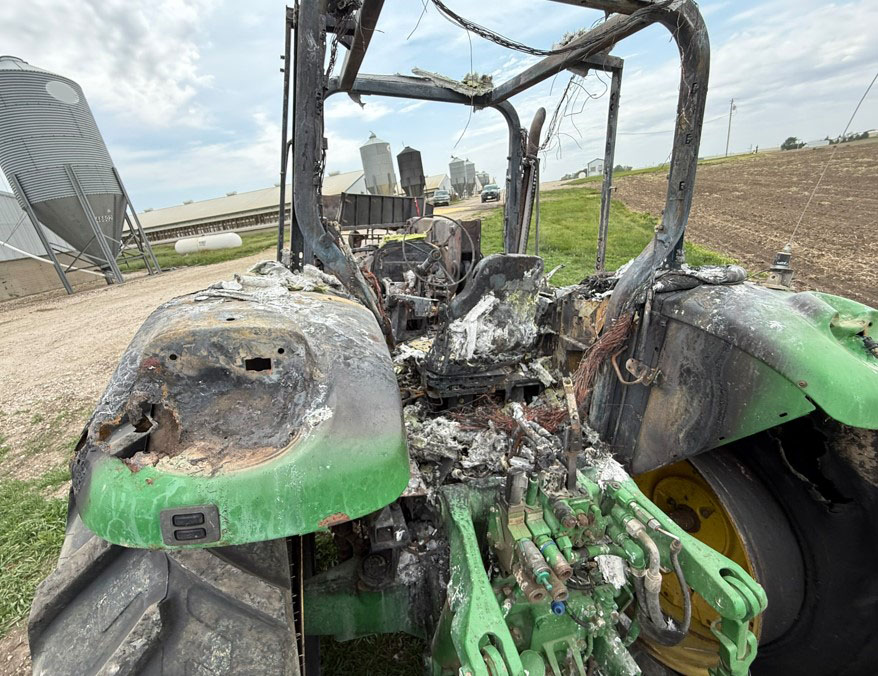 2008 John Deere 7330 Tractor - Image 3