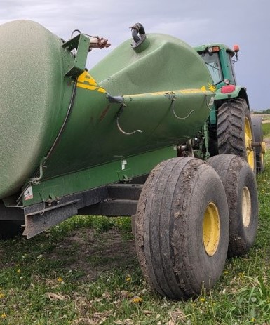 2009 Balzer 2600 Magnum Vacuum Manure Spreader - Image 2