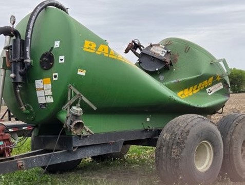 2009 Balzer 2600 Magnum Vacuum Manure Spreader - Image 4
