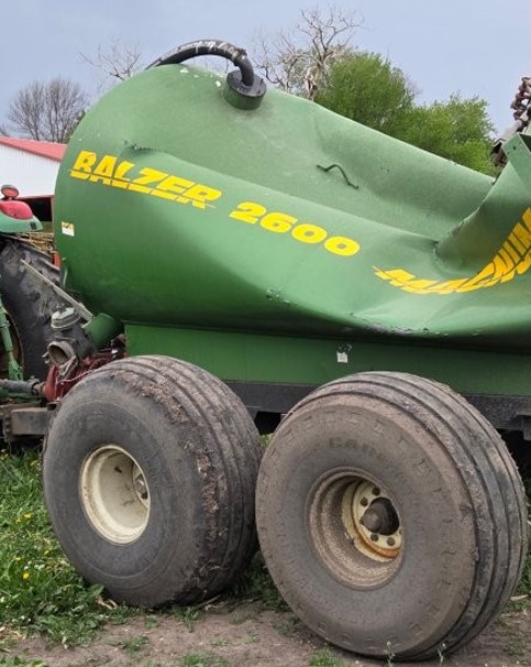2009 Balzer 2600 Magnum Vacuum Manure Spreader - Image 9