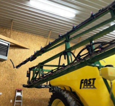 2009 FAST 9612E Pull-type Sprayer - Image 4