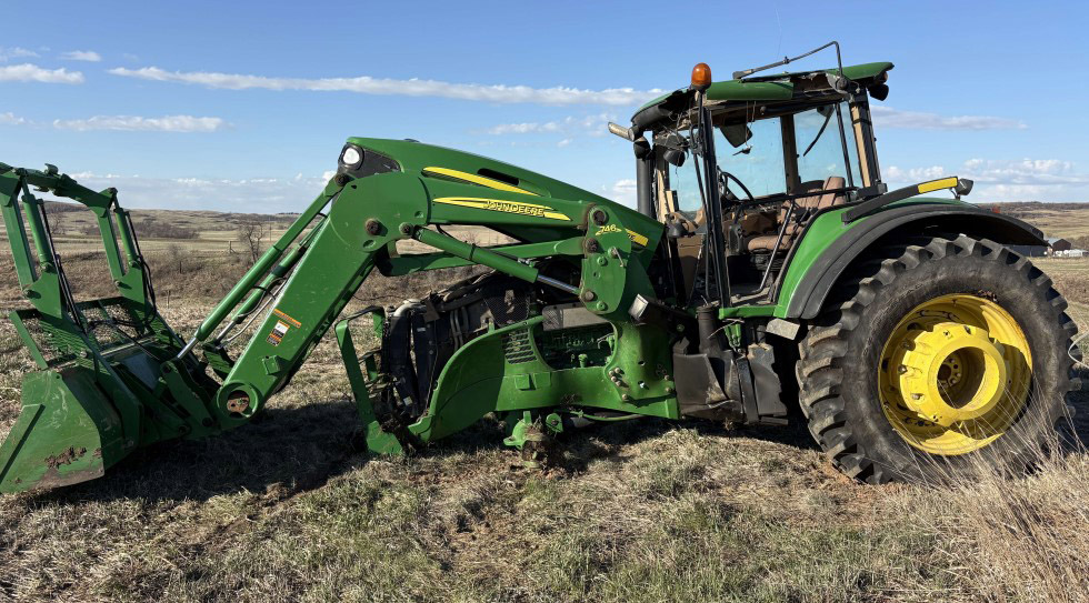 2010 John Deere 7630 Tractor - Image 3
