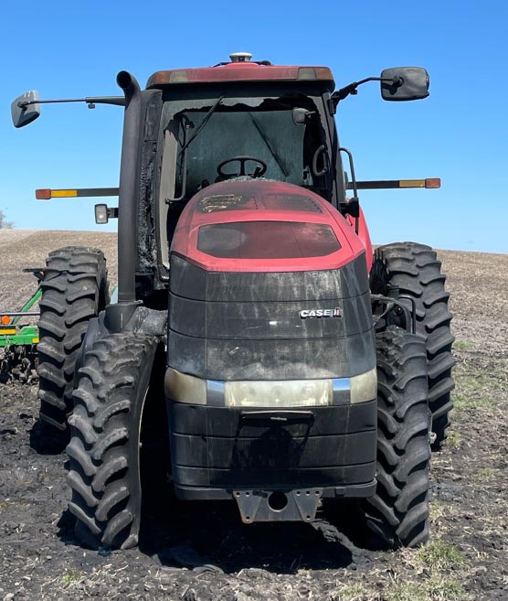 2011 Case IH 235 Magnum Tractor - Image 5