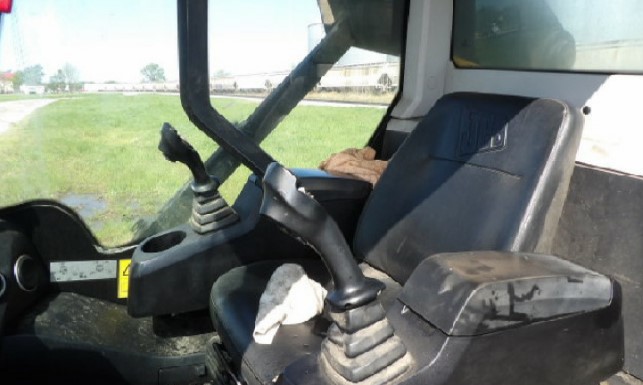 2012 JCB 280 Skid Steer - Image 9