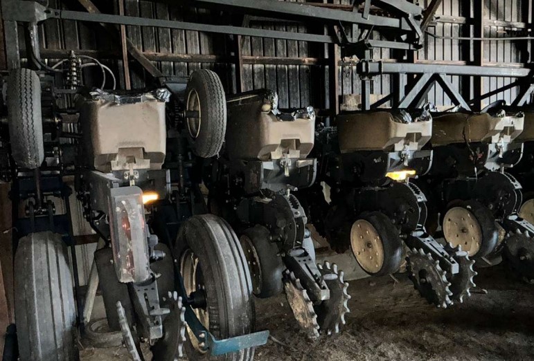 Kinze Planters - Image 16