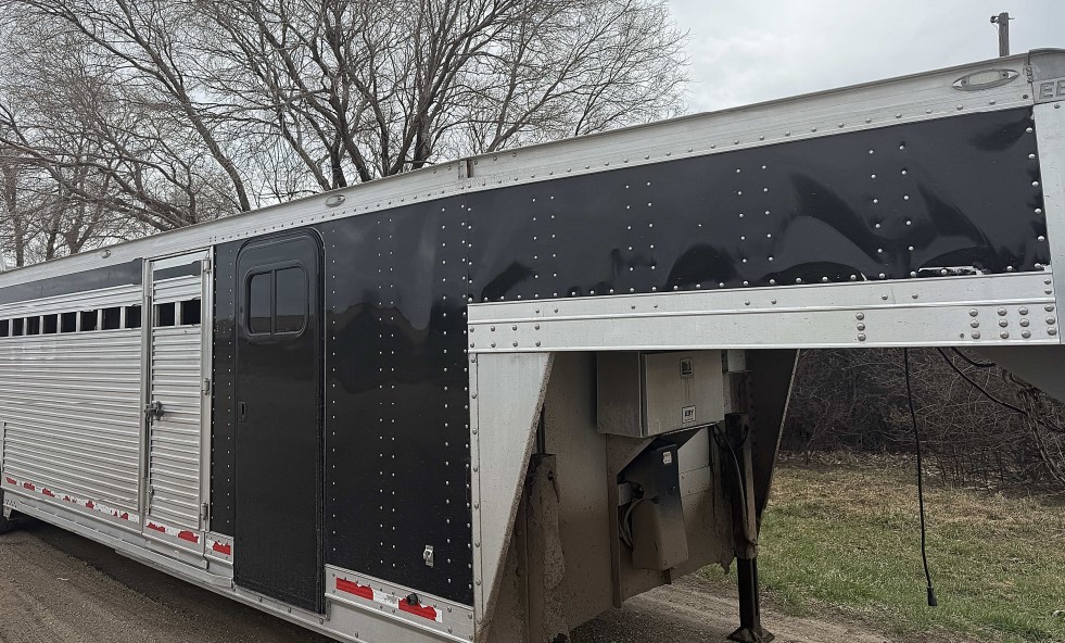 2013 M.H. EBY Inc. Trailer
