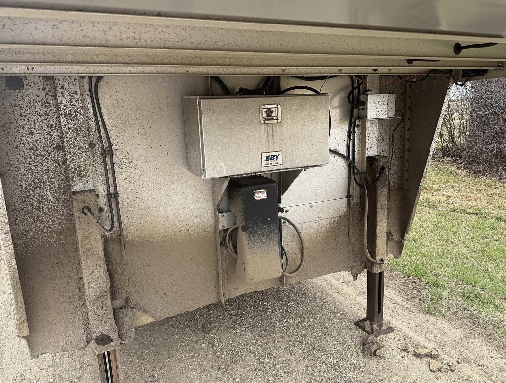 2013 M.H. EBY Inc. Trailer - Image 4