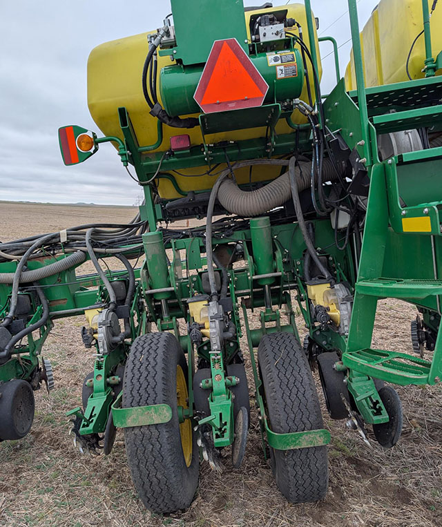 2013 John Deere 1770NT Planter - Image 22