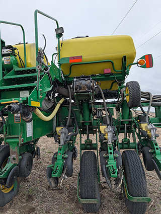 2013 John Deere 1770NT Planter - Image 3