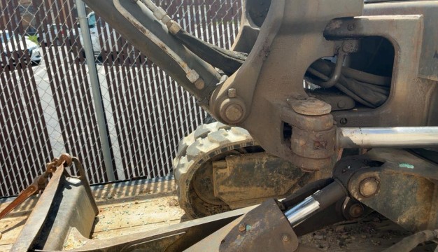 2014 Bobcat E32 Excavator - Image 18