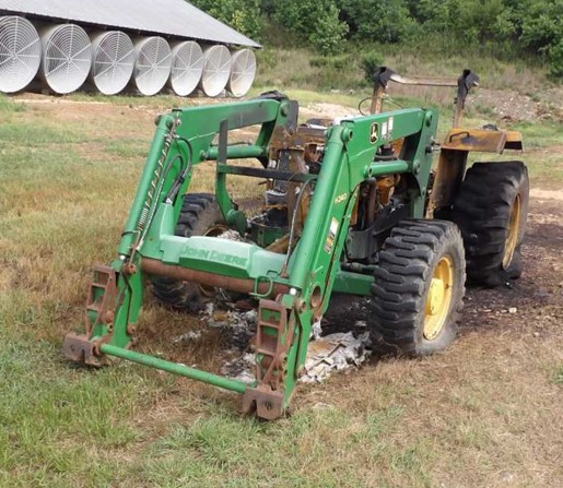 2014 John Deere 5065E Tractor