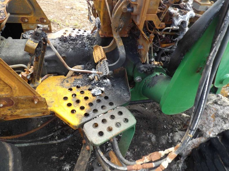 2014 John Deere 5065E Tractor - Image 14