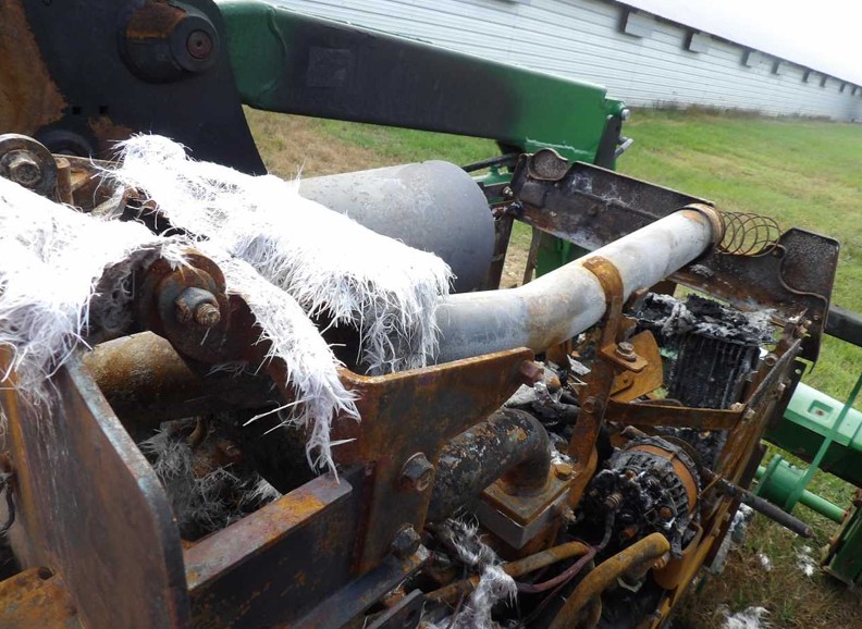 2014 John Deere 5065E Tractor - Image 16