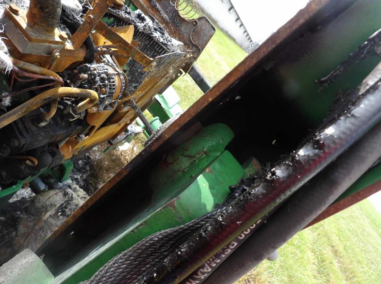 2014 John Deere 5065E Tractor - Image 18