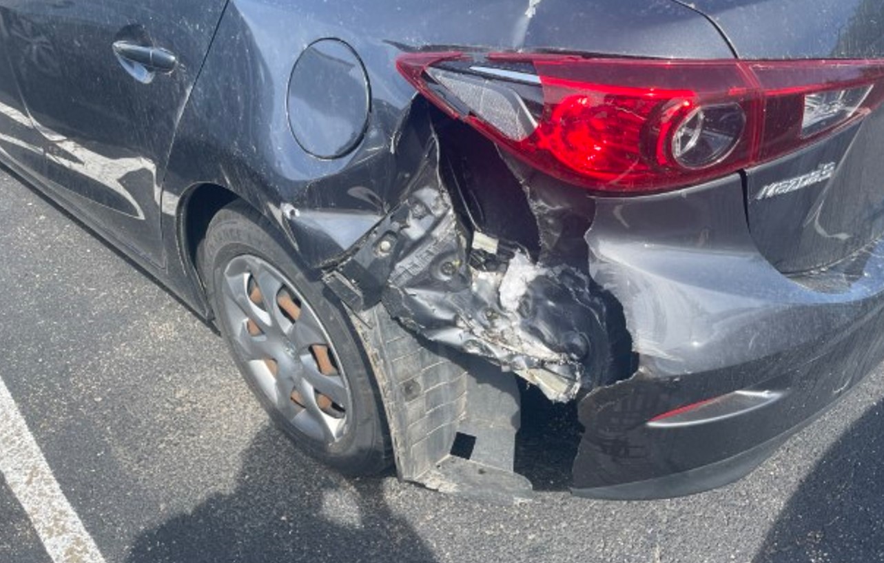2015 Mazda 3 - Image 9