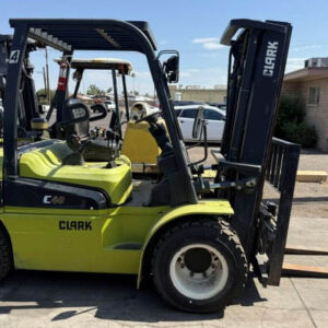 2016 Clark C40L Forklift