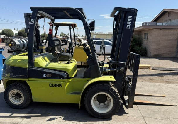 2016 Clark C40L Forklift
