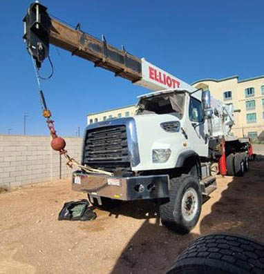 2016 Freightliner 108SD Crane Truck - Image 2