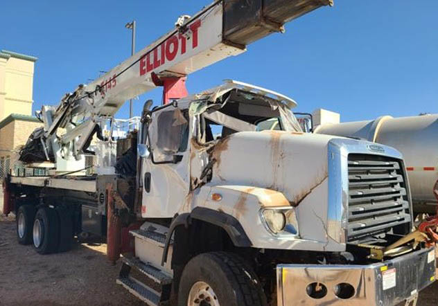2016 Freightliner 108SD Crane Truck - Image 5