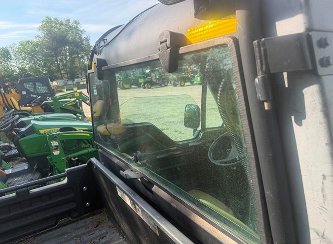 2016 John Deere XUV 825 - Image 15