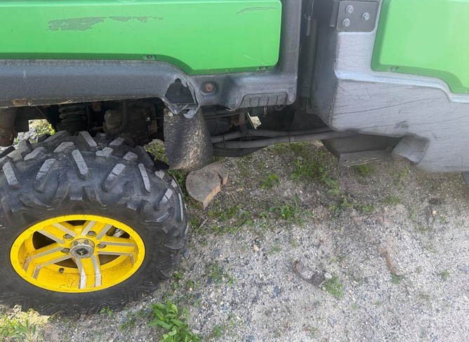 2016 John Deere XUV 825 - Image 16