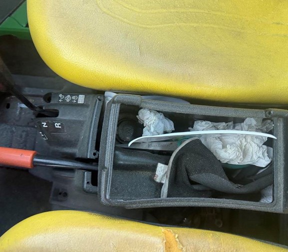 2016 John Deere XUV 825 - Image 23