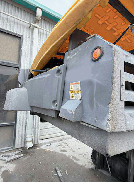 2017 Atlas Copco XAS185 Air Compressor - Image 7