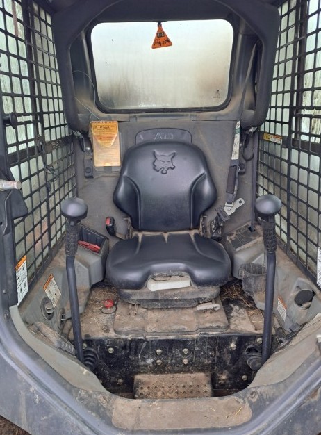2017 Bobcat s650 Skid Steer - Image 17