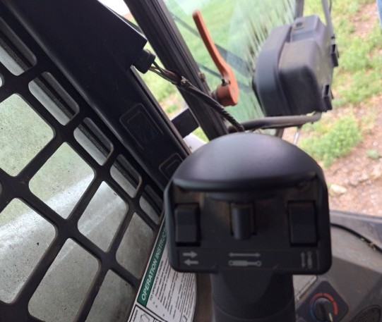 2017 Bobcat s650 Skid Steer - Image 23