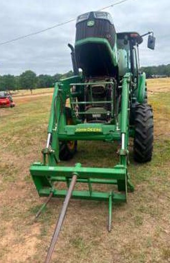2017 John Deere 5100E Tractor