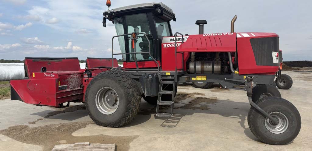 2017 Massey Ferguson WR9870 Swather (Unit 2)