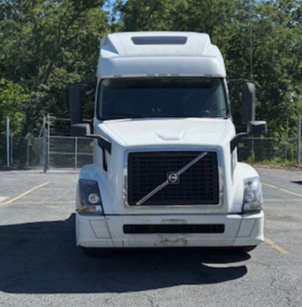2017 Volvo VNL