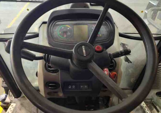 2018 CASE IH Farmall 110C Tractor - Image 17