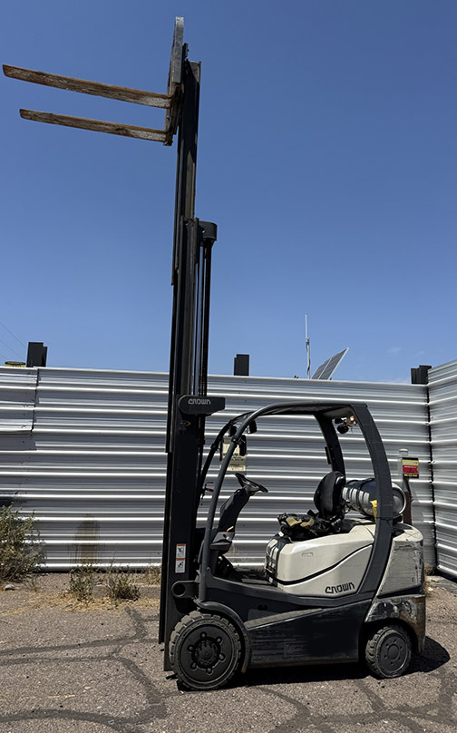 2018 Crown C5 1000-50 Forklift - Image 2