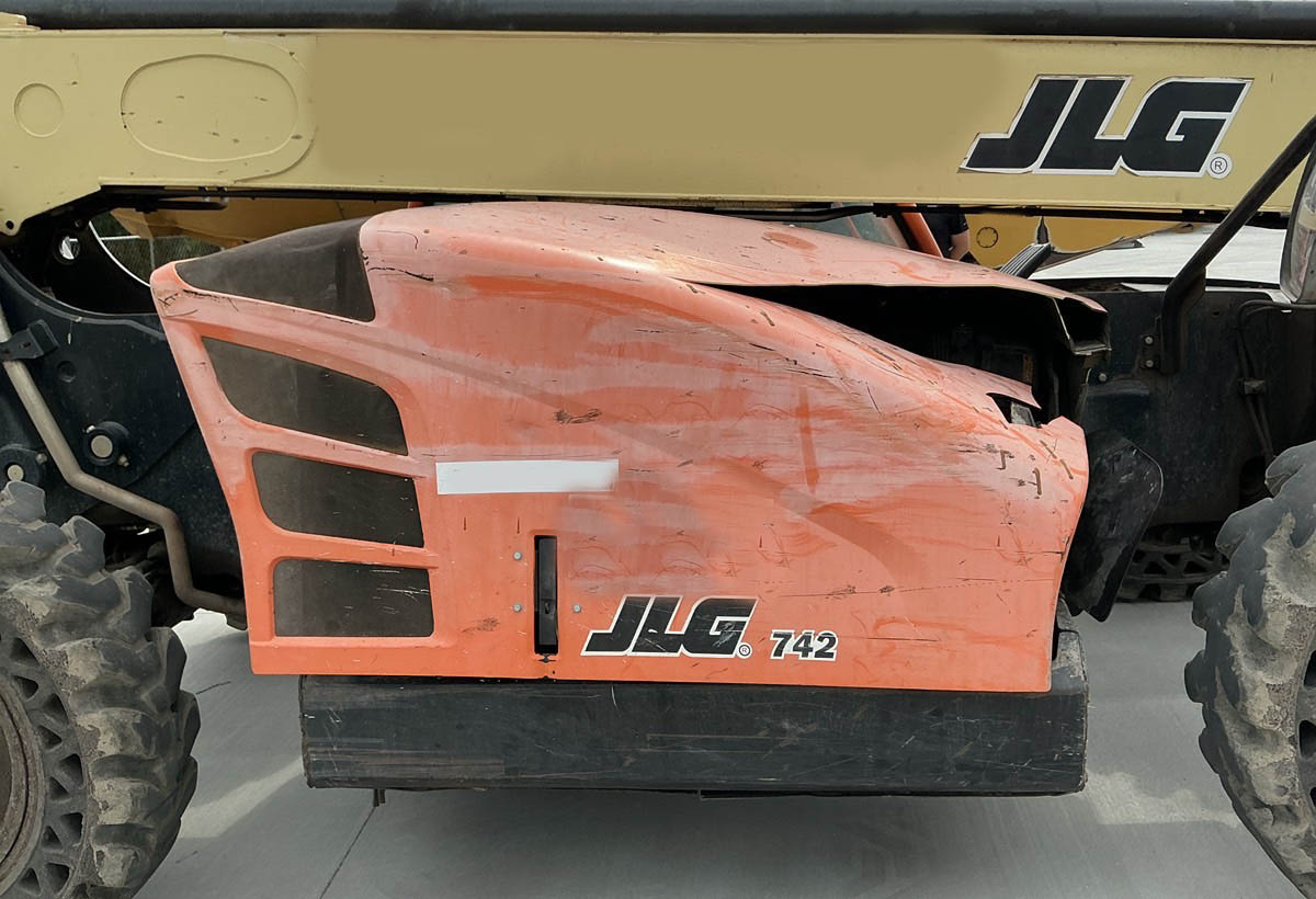 2018 JLG 742 Telehandler - Image 12