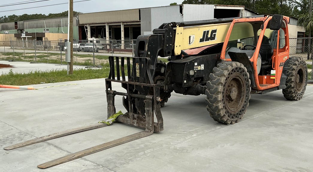 2018 JLG 742 Telehandler
