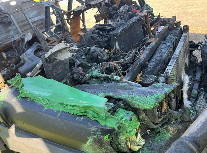 2018 John Deere Gator XUV835R - Image 20