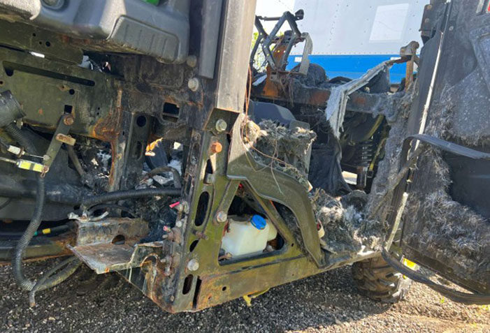 2018 John Deere Gator XUV835R - Image 23