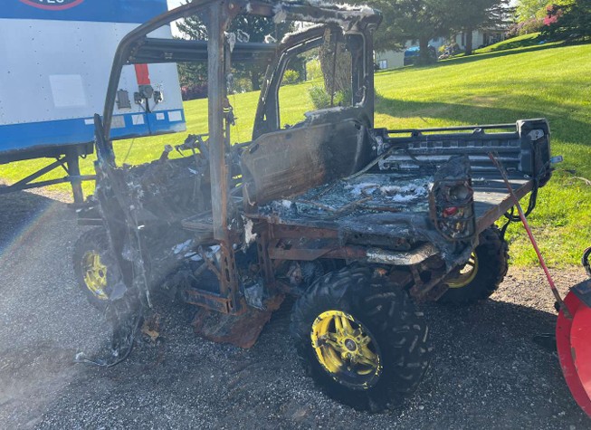 2018 John Deere Gator XUV835R - Image 4