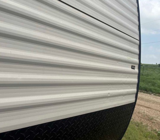 2018 Keystone Hideout Camper - Image 10