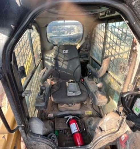 2019 Caterpillar 299D3 XE Compact Track Loader - Image 9