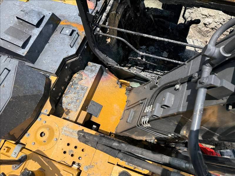 2019 John Deere 135G Excavator - Image 13