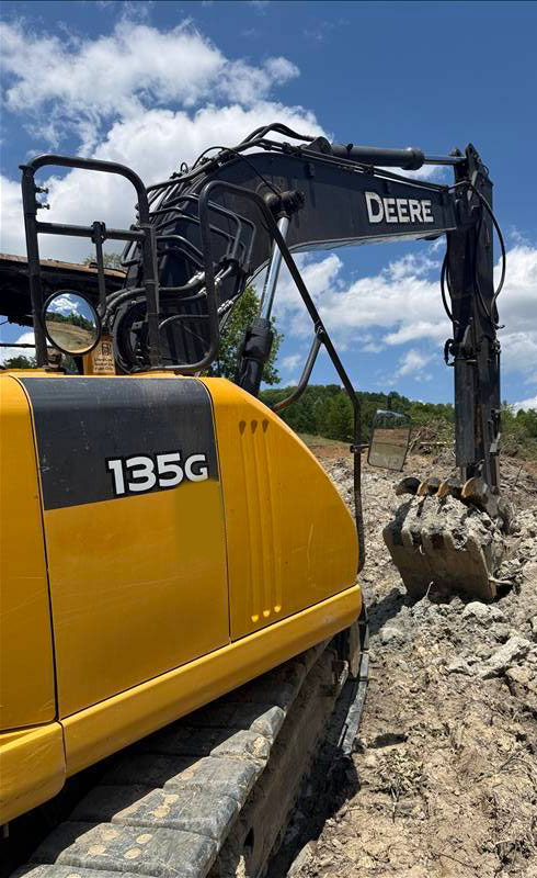 2019 John Deere 135G Excavator - Image 7