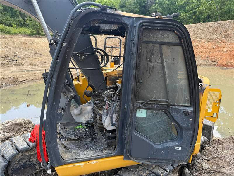 2019 John Deere 135G Excavator - Image 9