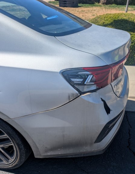 2019 Kia Forte - Image 3