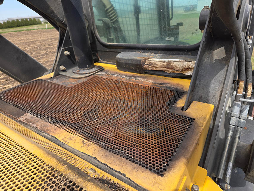2019 New Holland L228 Skid Steer - Image 10