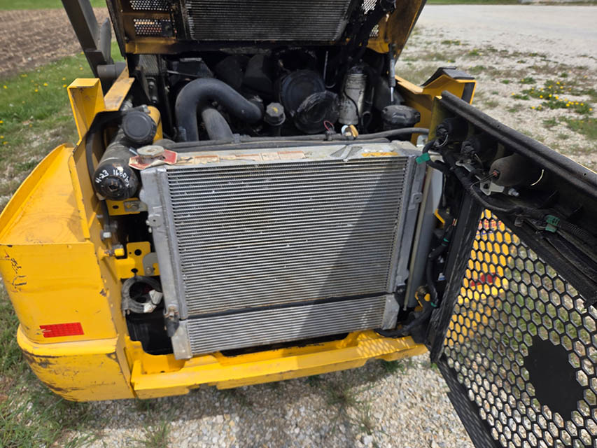 2019 New Holland L228 Skid Steer - Image 11